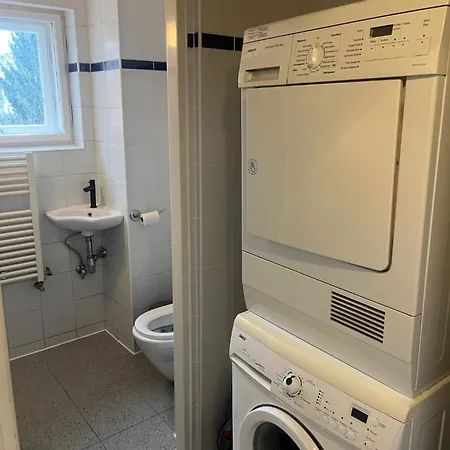 Spacious Urban Flat L Keybox Graz