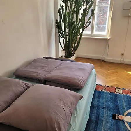 Urban Flat L Self Checkin * Graz