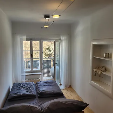 Spacious Urban Flat L Keybox *