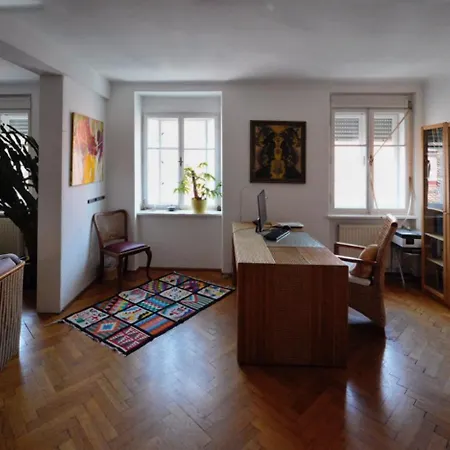 Appartement Urban Flat L Self Checkin *