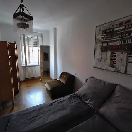 Appartement Urban Flat L Self Checkin