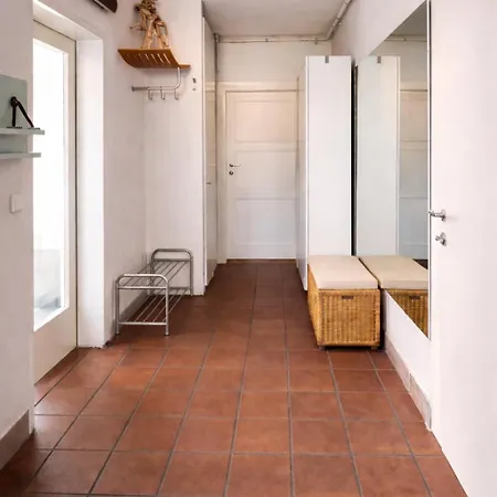 Grosses Urbanes Design-apartment Mit 2 Balkonen Appartamento *